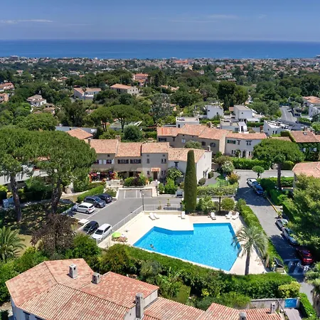 In Domain With Tennis And Pools Villa *